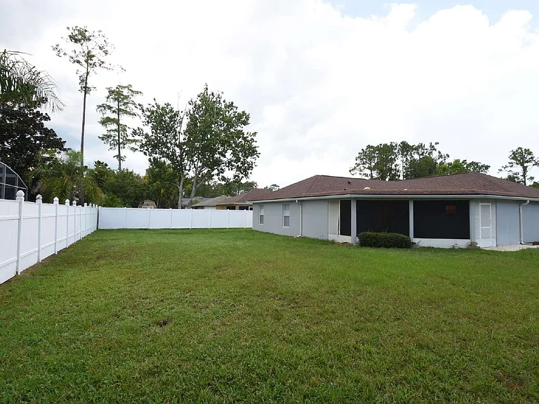 14 Ryley Ln — Photo 2