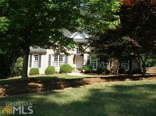 215 Magnolia Dr, Winder, GA 30680
