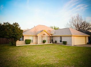 805 Mueller St, Copperas Cove, TX 76522