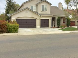 1143 Strawbridge Dr, Newman, CA 95360