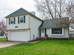 21 Crofton Rd, Oswego, IL 60543