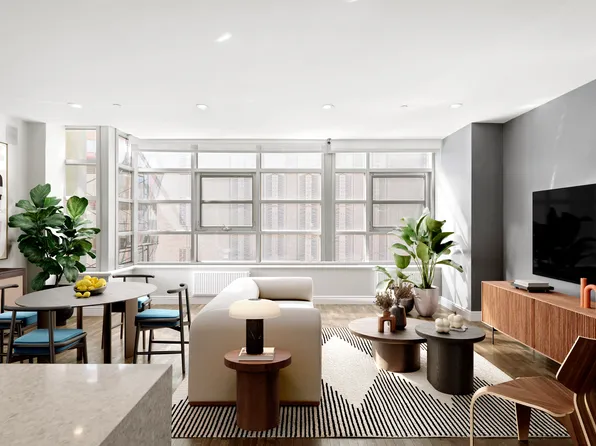 211 West 18th Street image 1 of 5