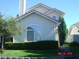 320 Baird Dr, Folsom, CA 95630