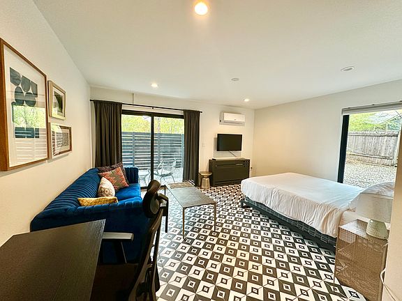 5th image of 201 Academy Dr APT 104
