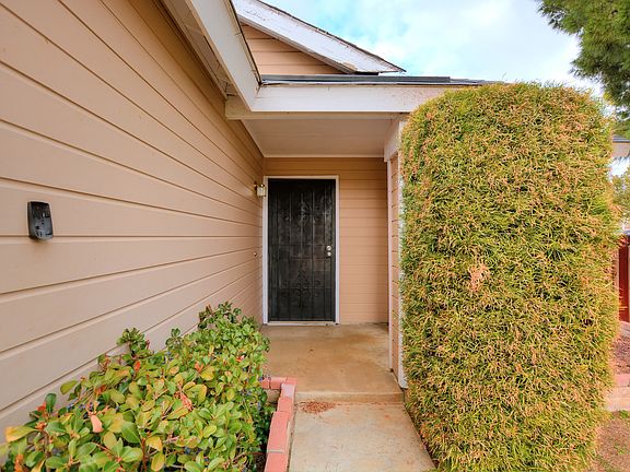 2nd image of 23072 Mansfield Ln