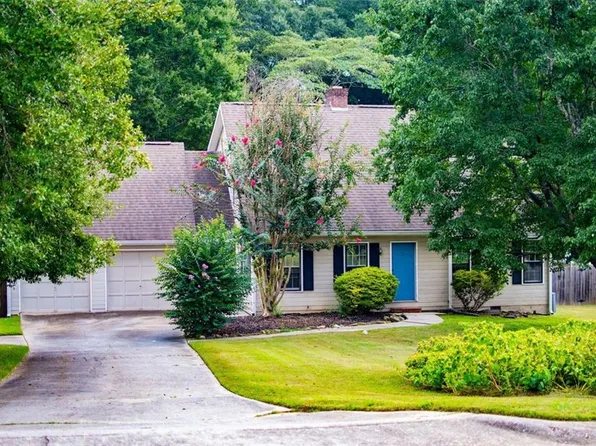 112 Beaver St, Carrollton, GA 30117