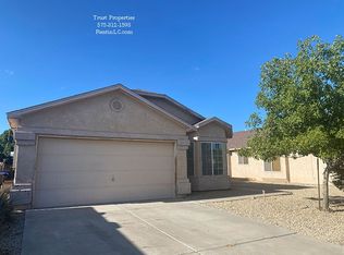 940 Gilmer Way, Las Cruces, NM 88005