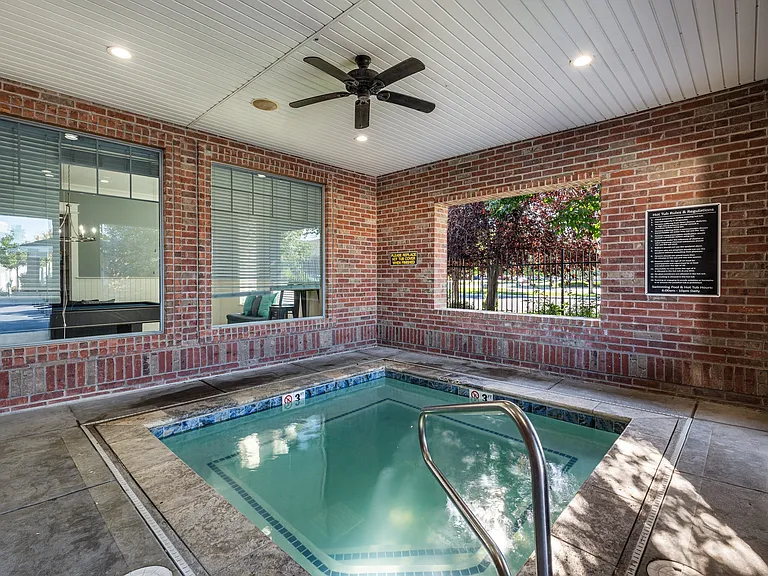 Eagles Landing Apartments — Photo 13