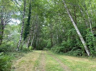 1592 Fernwood Dr, Tillamook, OR 97141