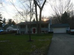 7690 Little Mountain Rd, Mentor, OH 44060