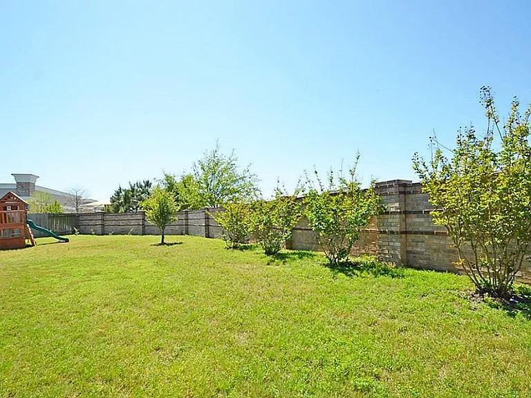 24562 Carlton Springs Ln — Photo 23