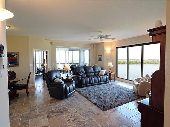 4th image of 4191 Bay Beach Lane LN #252