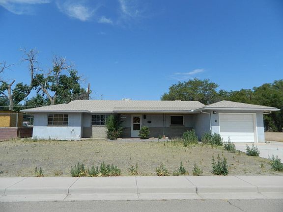 3rd image of 1117 Esperanza Dr