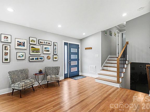4th image of 4931 Seacroft Rd