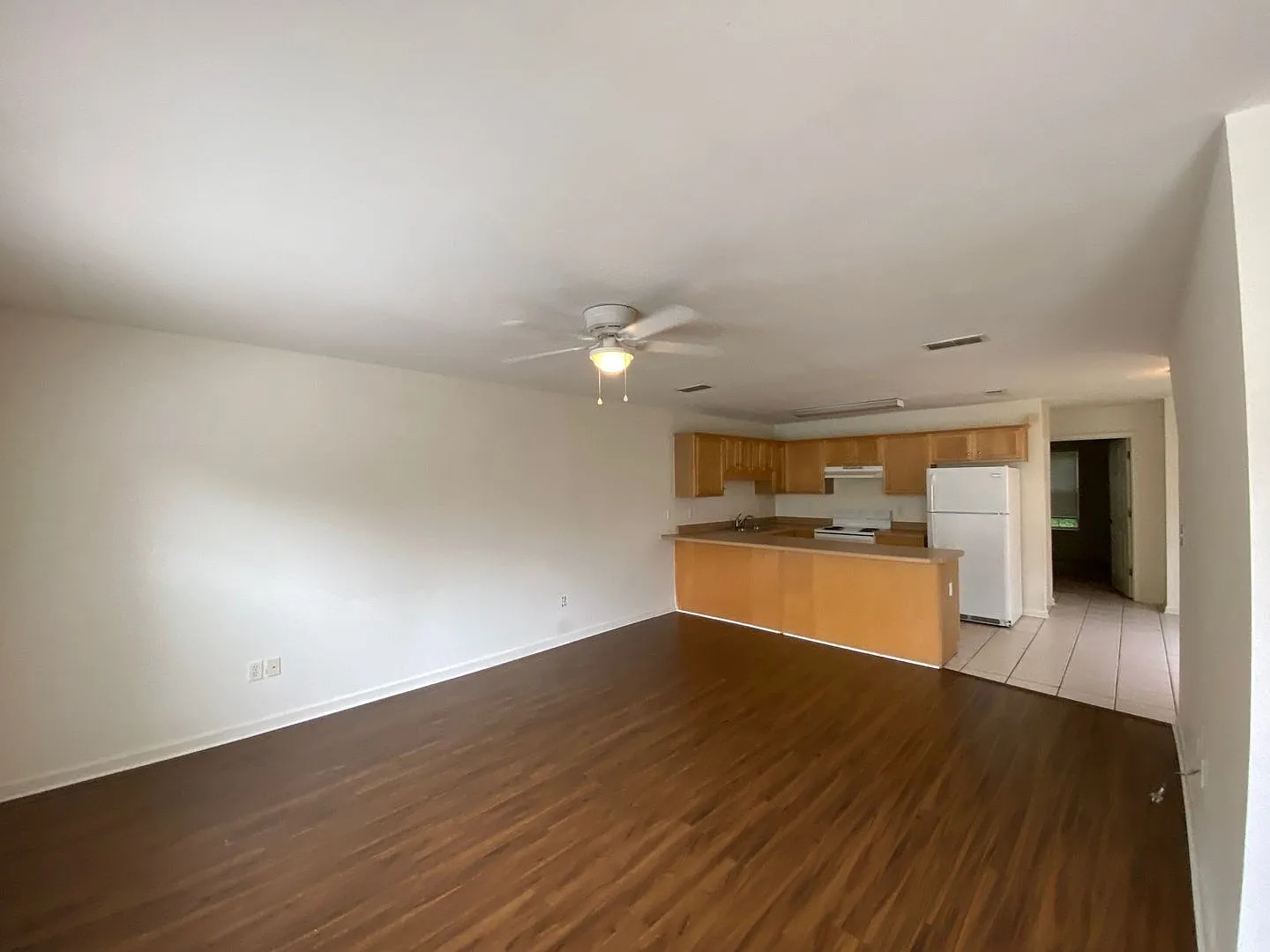 The Cove - 1081 — Photo 2
