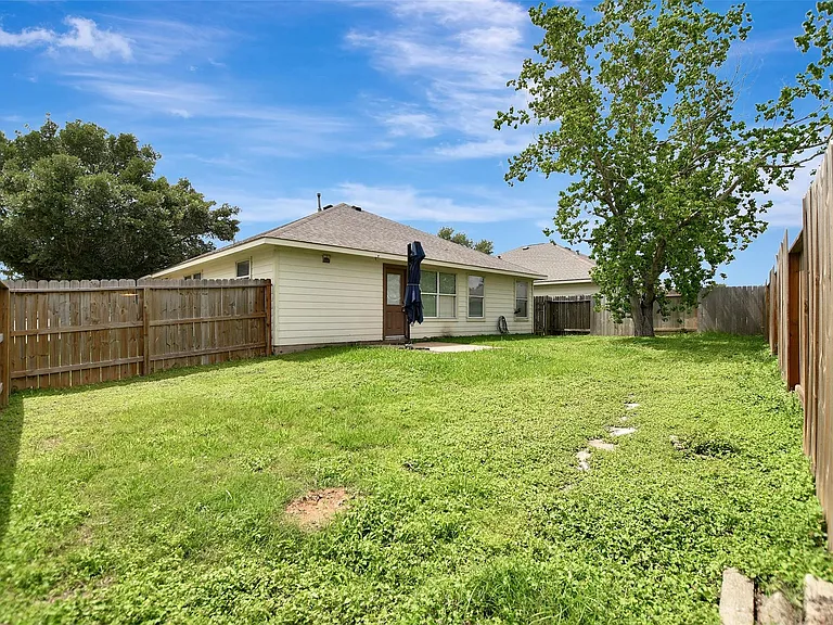 19702 Byron Meadows Dr — Photo 28