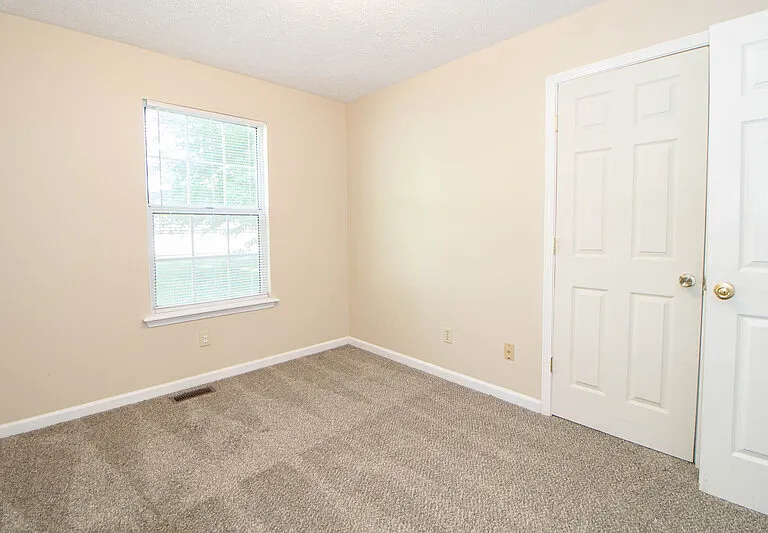 217 New Gritton Ave — Photo 10