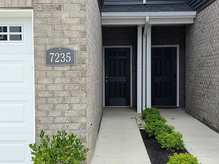 7235 Grandway Dr — Photo 3