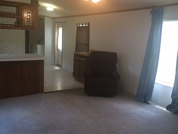 3rd image of 144 Blarney Stone Dr