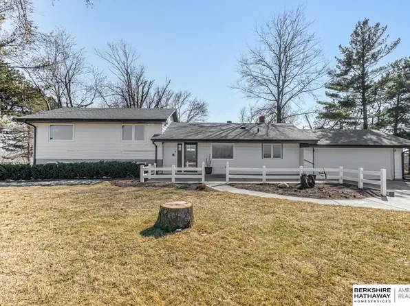 11495 Potter St, Omaha, NE 68142