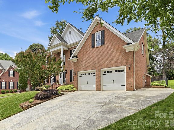 2nd image of 7011 Edenderry Dr