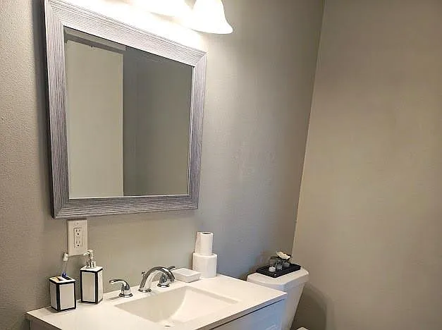 2916 Mount Kennedy Dr — Photo 14
