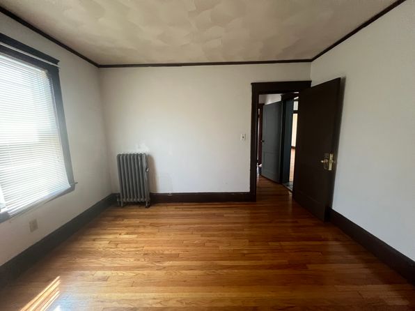 5-7 Berry St #2