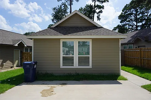 12091 Canal St Photo 1