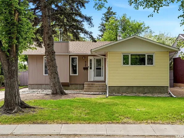 4124 Argyle STREET, Regina, SK S4S 3L7