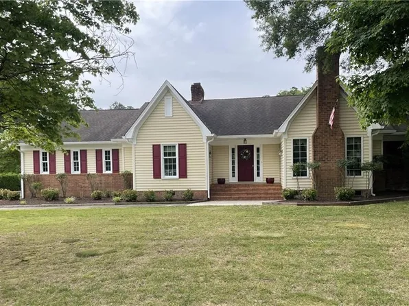 101 Crescent Dr, Franklin, VA 23851