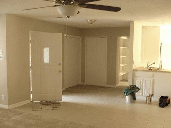 3rd image of 1153 Jerry Ln