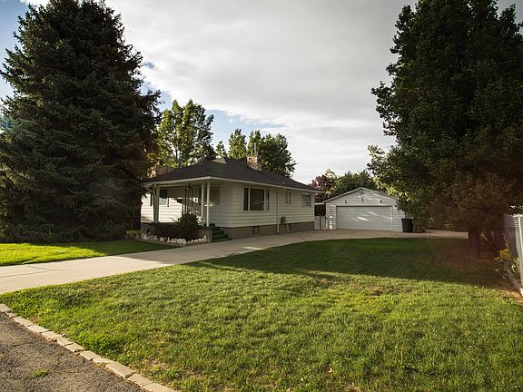 3rd image of 1707 E Atkin Ave