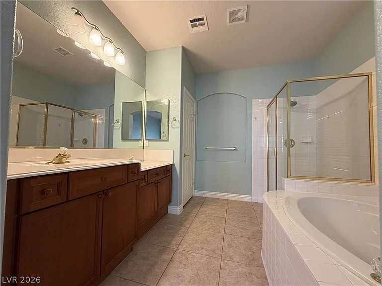 11240 Playa Bonita Ave — Photo 14