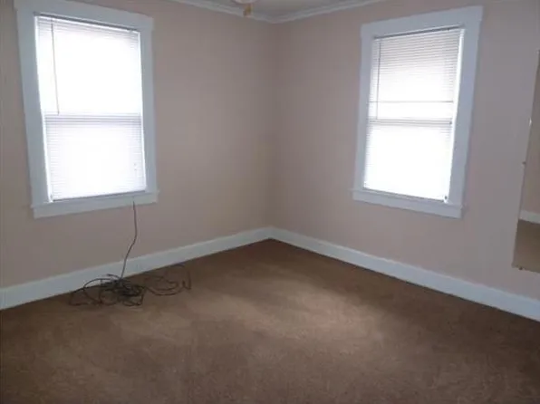 271 Massachusetts Ave, Clairton, PA 15025