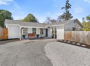 635 Melody Cir, Sarasota, FL 34237