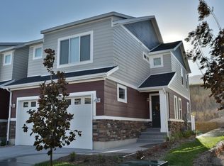 15111 S Gallant Dr, Bluffdale, UT 84065