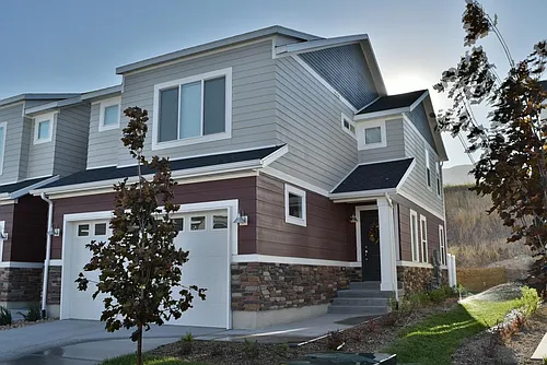 15111 S Gallant Dr Photo 1