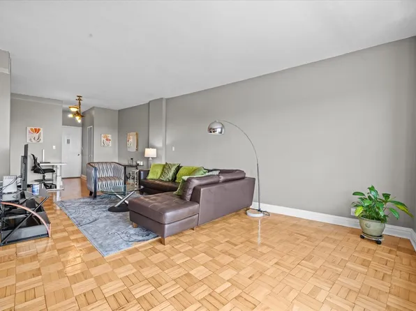 2400 Johnson Avenue image 10 of 22