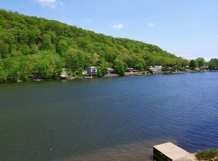 6 Birchbank Rd, Shelton, CT 06484