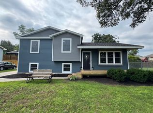 3301 Parkside Ave, Lake Station, IN 46405