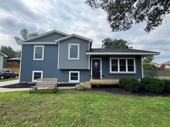 3301 Parkside Ave, Lake Station, IN 46405