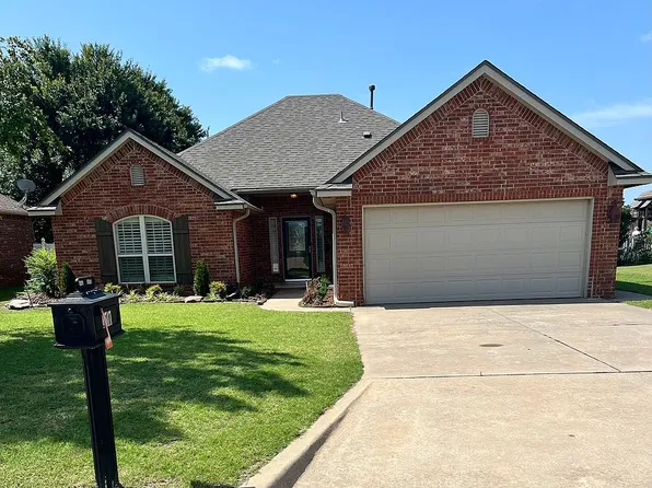 2517 Sutton Ct, Shawnee, OK 74804