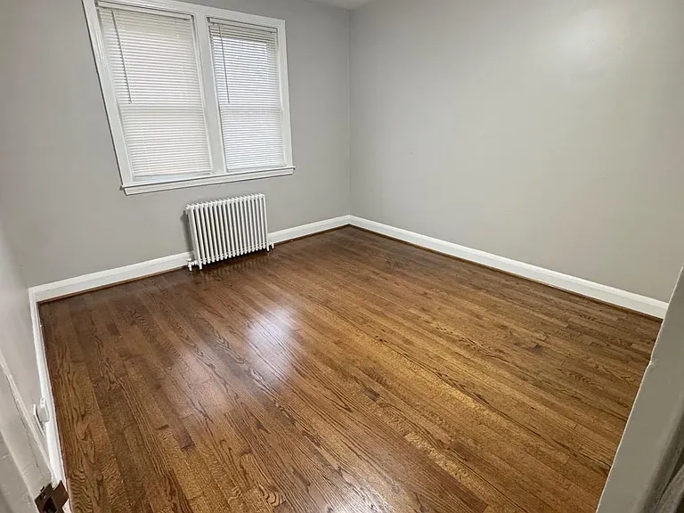 1104 Meridene Dr #1 — Photo 6