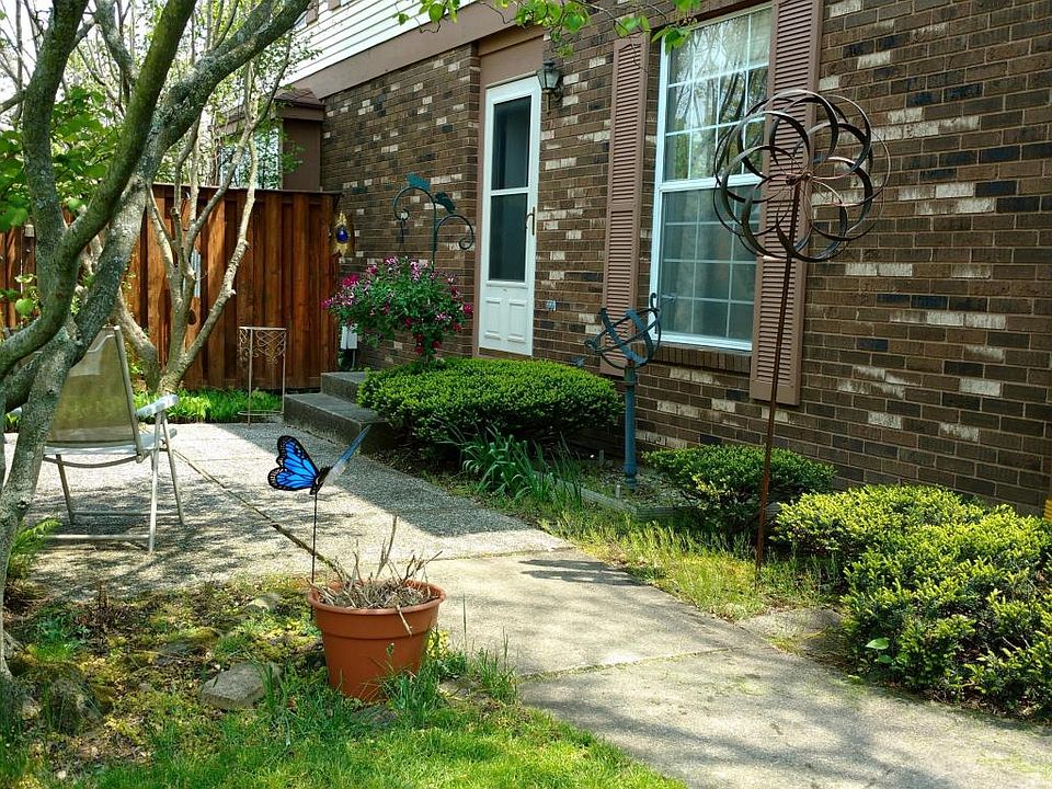 1st image of 3544 Whispering Brook Dr SE