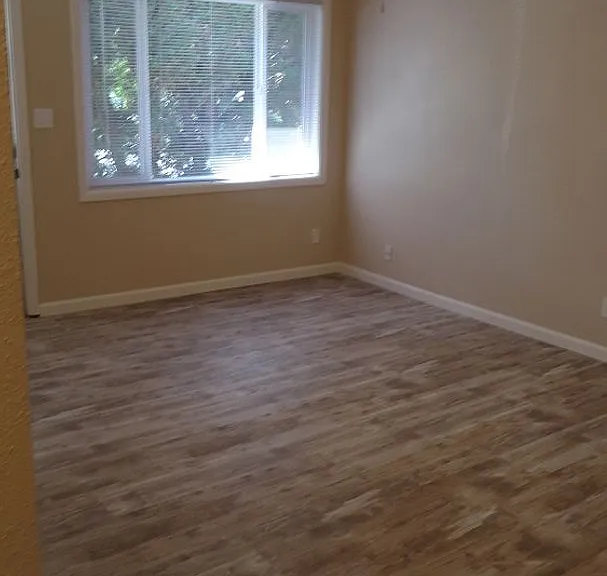 3930 SE Francis St — Photo 17