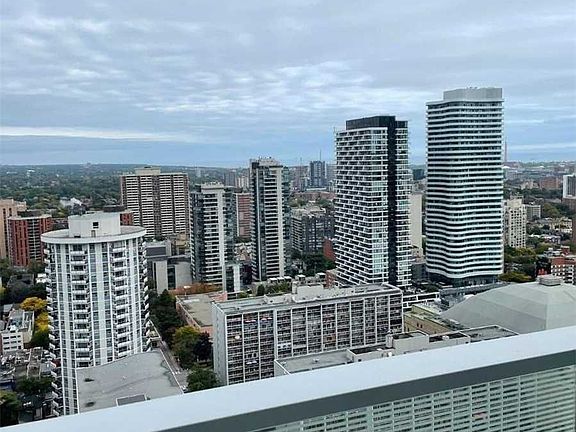 4th image of 501 Yonge St #3105