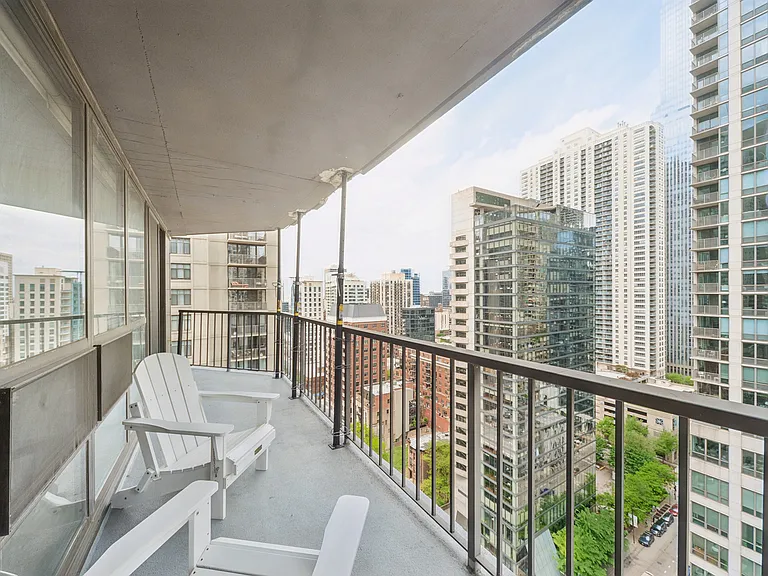 10 E Ontario St #2008 — Photo 7