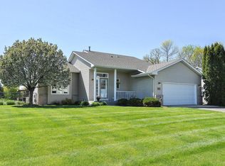 8380 Narcissus St, Victoria, MN 55386