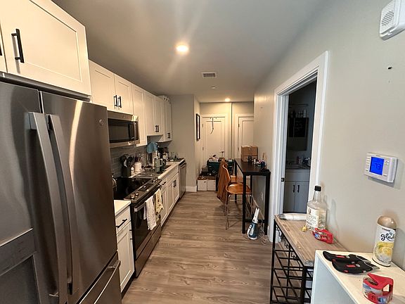 2nd image of 200-204 Old Colony Ave #407