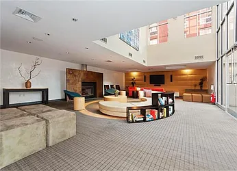 Rented by R New York